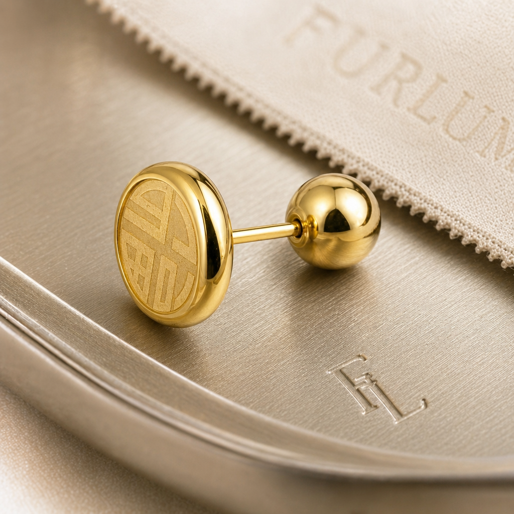 The Pearl Drop Ear detail 03 image.